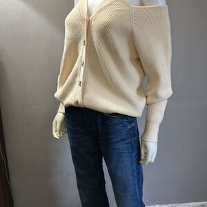 Brand New Forever 21 Sweater and Gianni Jeans